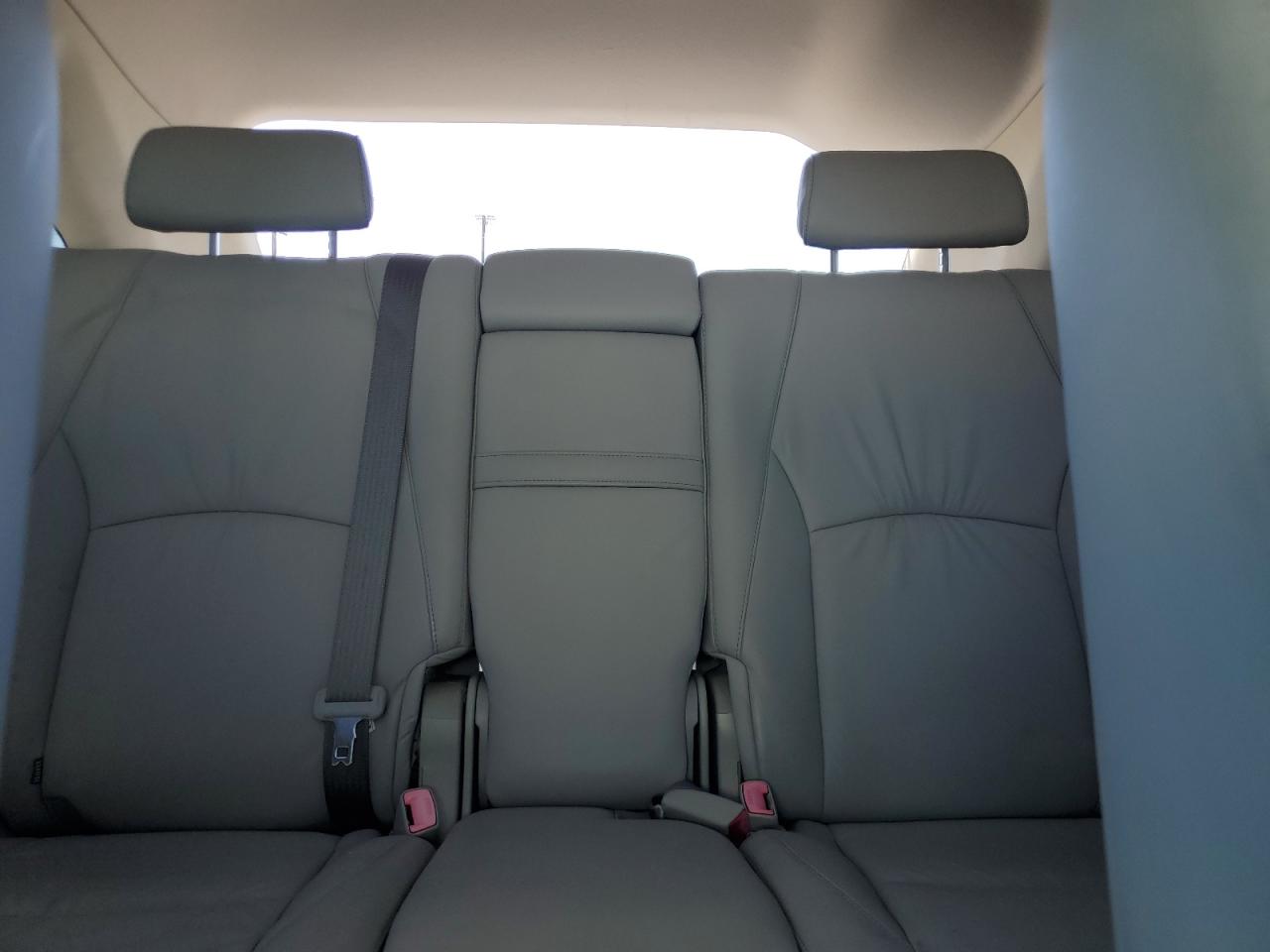 2004 Lexus Rx 330 VIN: JTJGA31U440043807 Lot: 64127275
