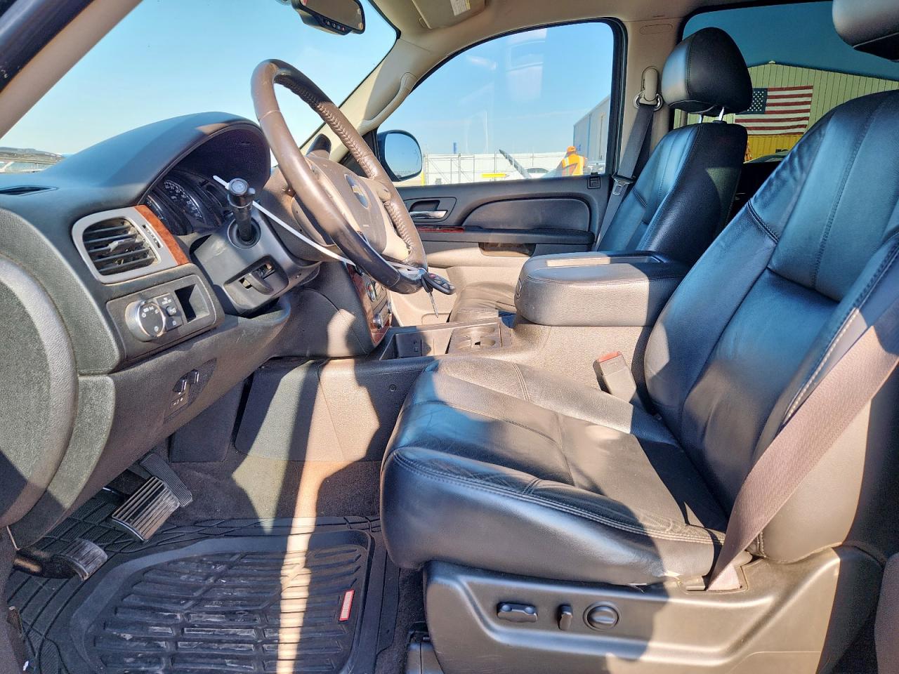 2011 Chevrolet Suburban C1500 Lt VIN: 1GNSCJE00BR291796 Lot: 64288365