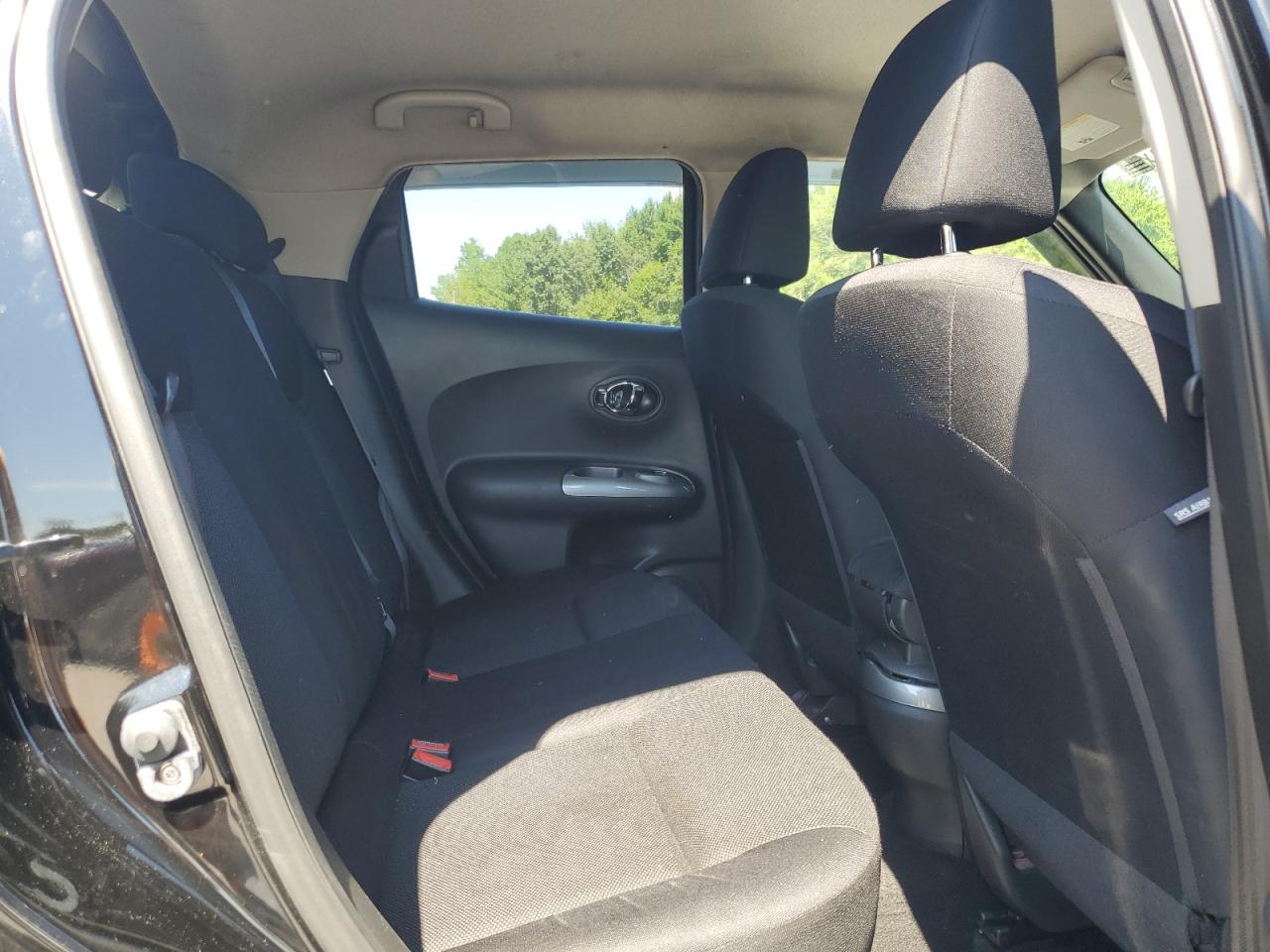 2014 Nissan Juke S VIN: JN8AF5MV5ET481234 Lot: 63012025