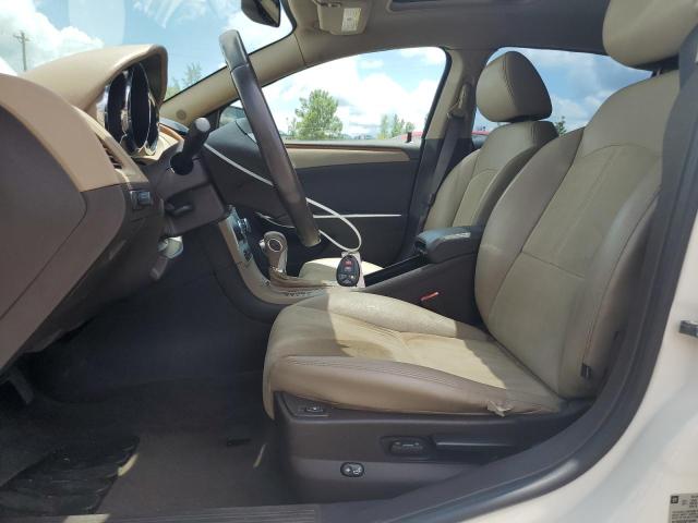 Sedans CHEVROLET MALIBU 2012 White