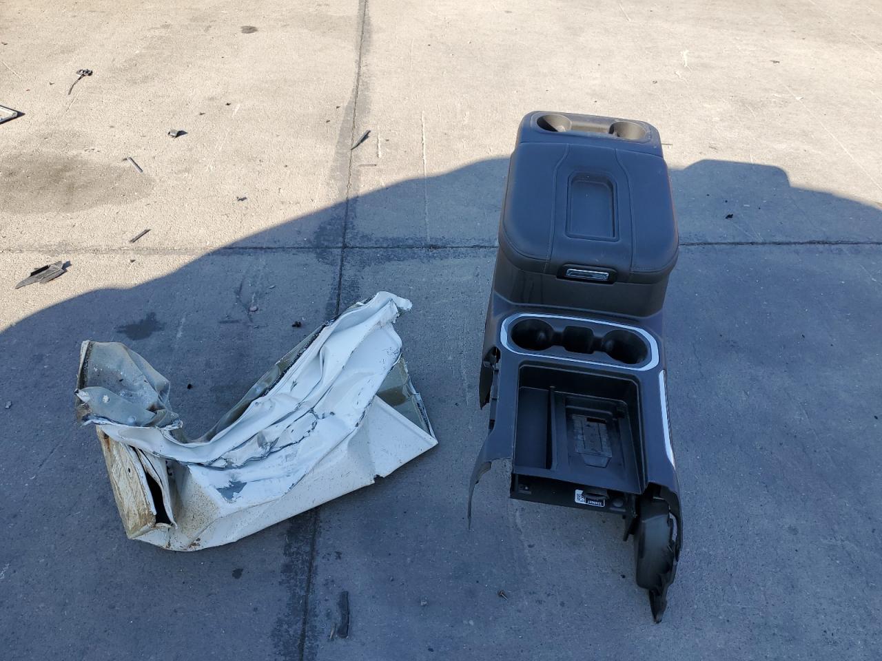 2021 GMC Sierra K2500 At4 VIN: 1GT49PEY5MF133614 Lot: 64755455
