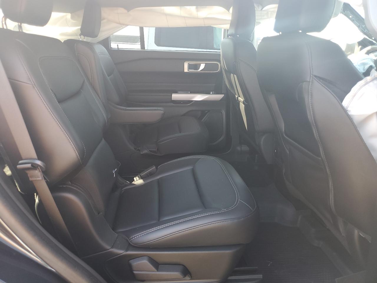 2024 Ford Explorer Xlt VIN: 1FMSK8DH1RGA42355 Lot: 63150345