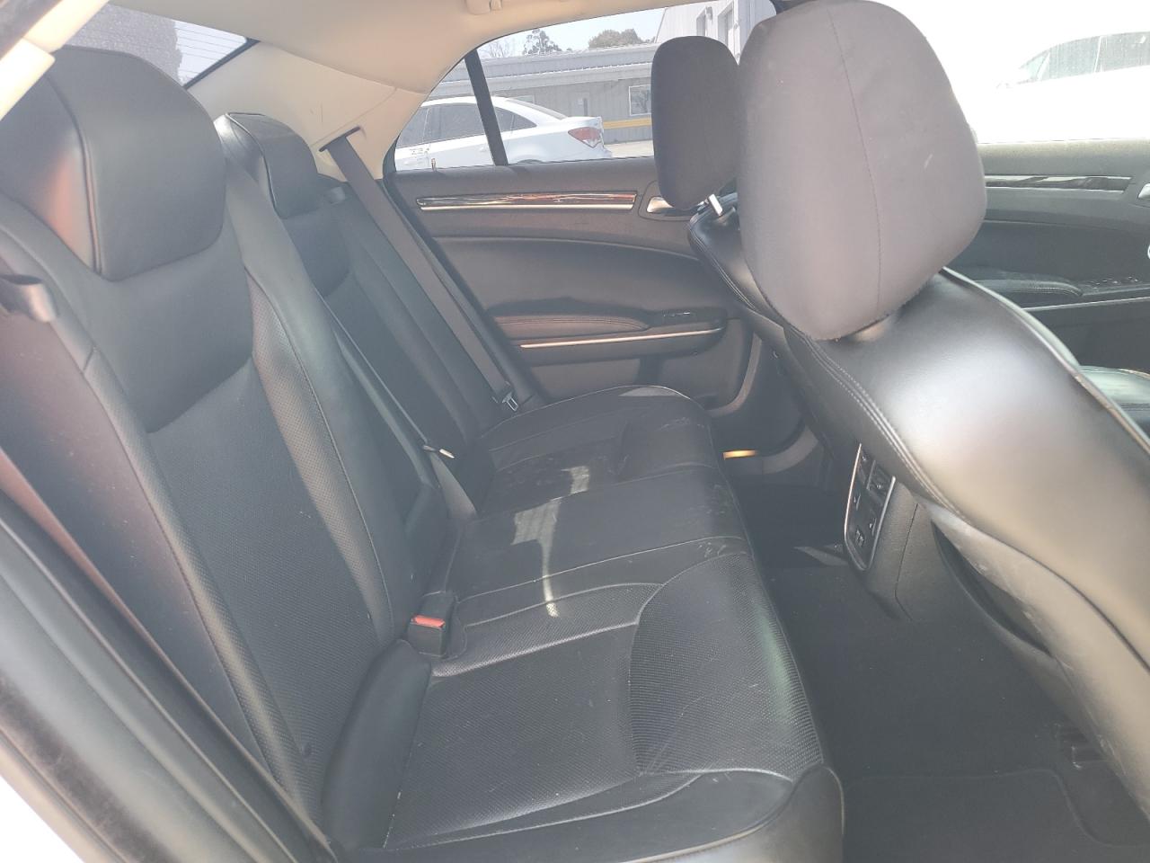 2019 Chrysler 300 Limited VIN: 2C3CCAEG6KH609595 Lot: 64442765