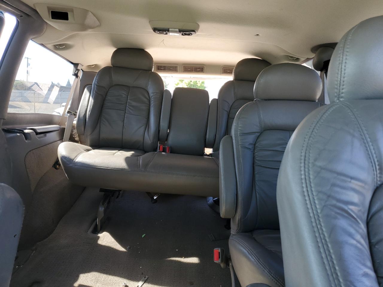 2004 Chevrolet Astro VIN: 1GNEL19X24B111542 Lot: 64989205