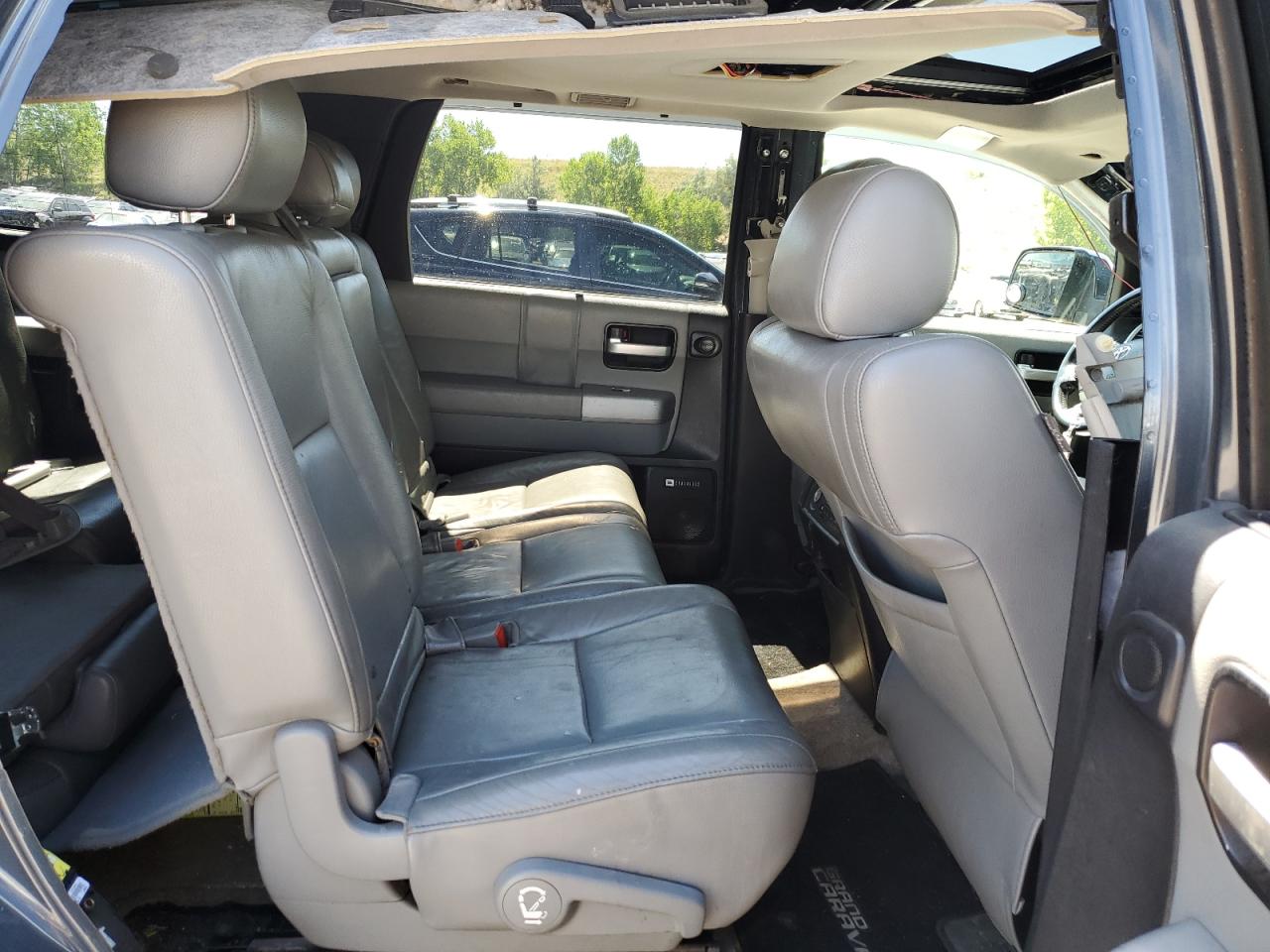2008 Toyota Sequoia Limited VIN: 5TDBY68A68S010249 Lot: 62191855