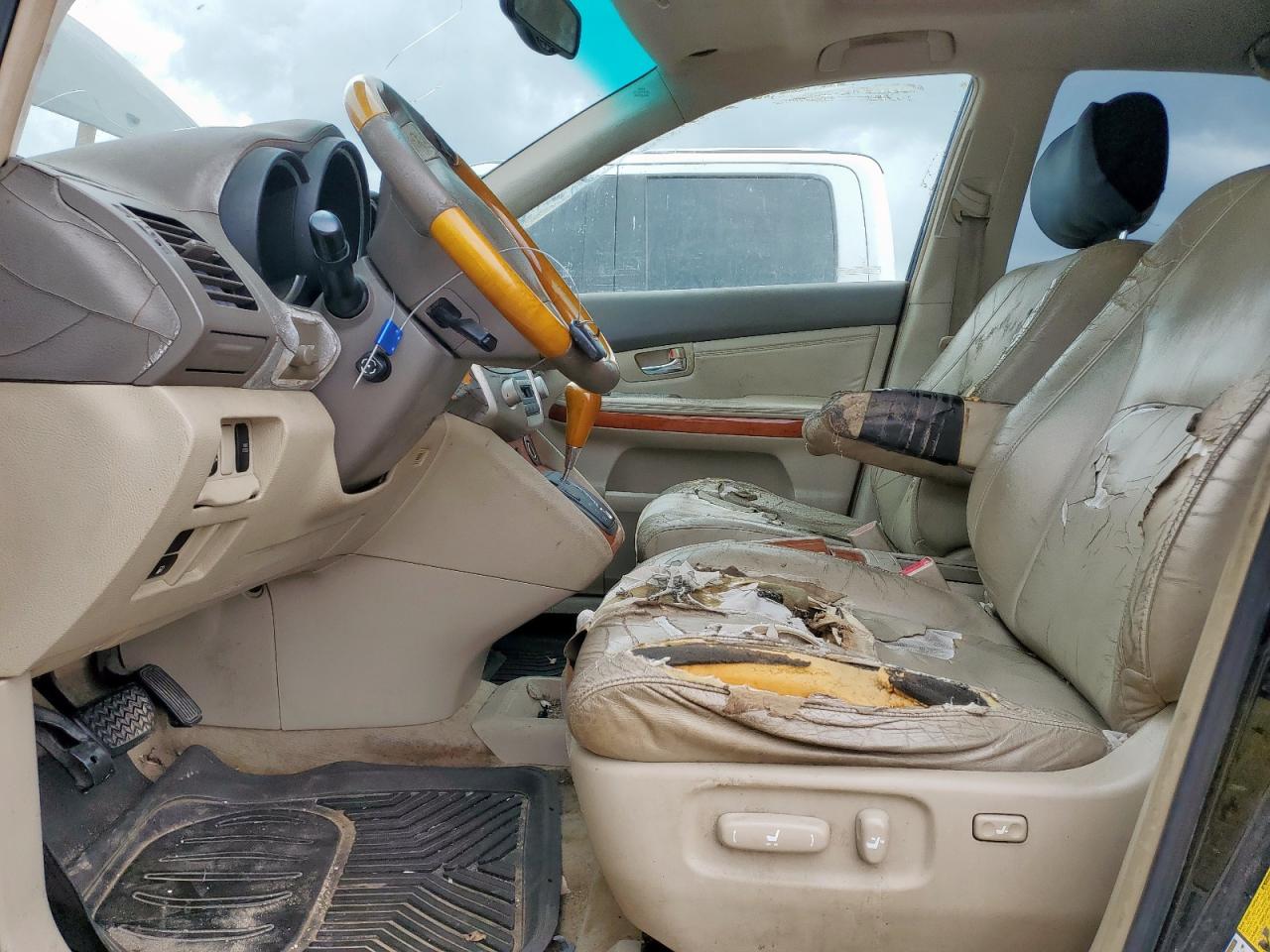 2004 Lexus Rx 330 VIN: JTJGA31U240023717 Lot: 64674485