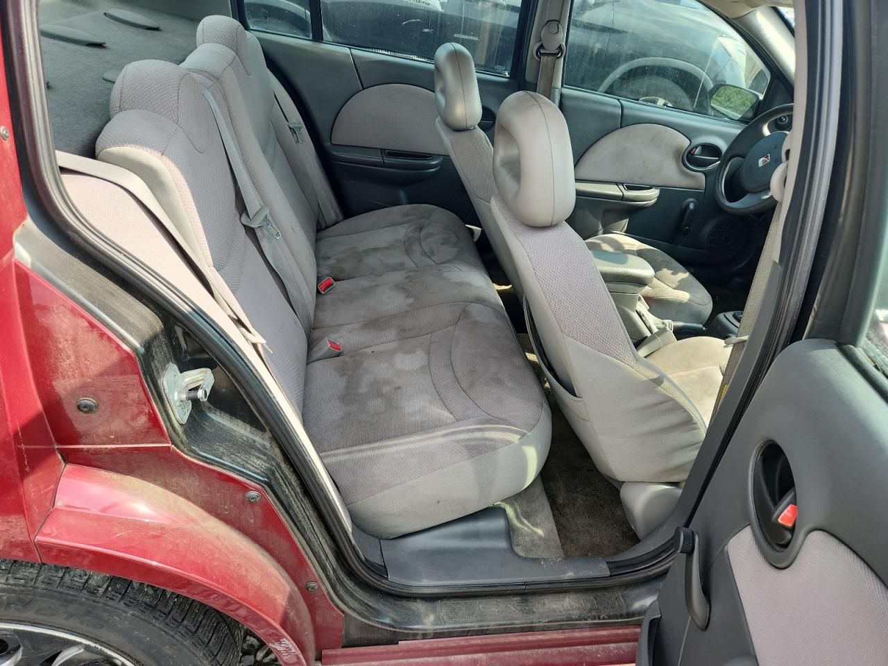 2004 Saturn Ion Level 2 VIN: 1G8AJ52F84Z225908 Lot: 63263565