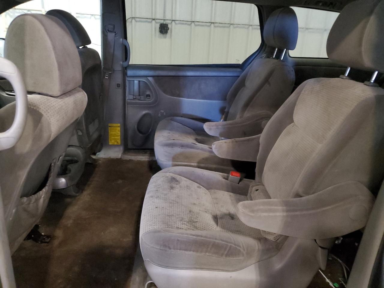 2009 Toyota Sienna Ce VIN: 5TDZK23CX9S262556 Lot: 63278255