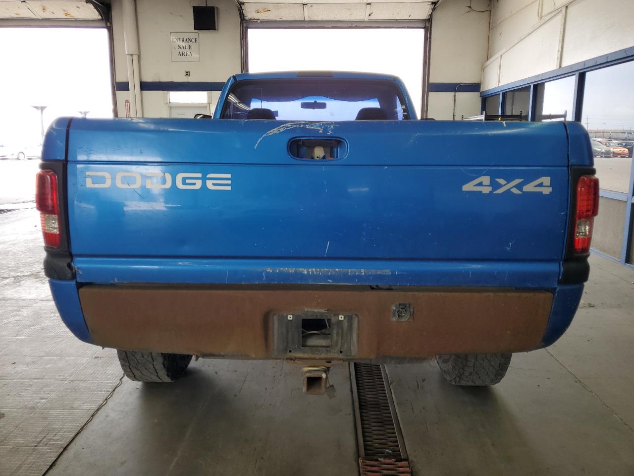 1999 Dodge Ram 2500 VIN: 3B7KF26Z3XM581607 Lot: 65542215