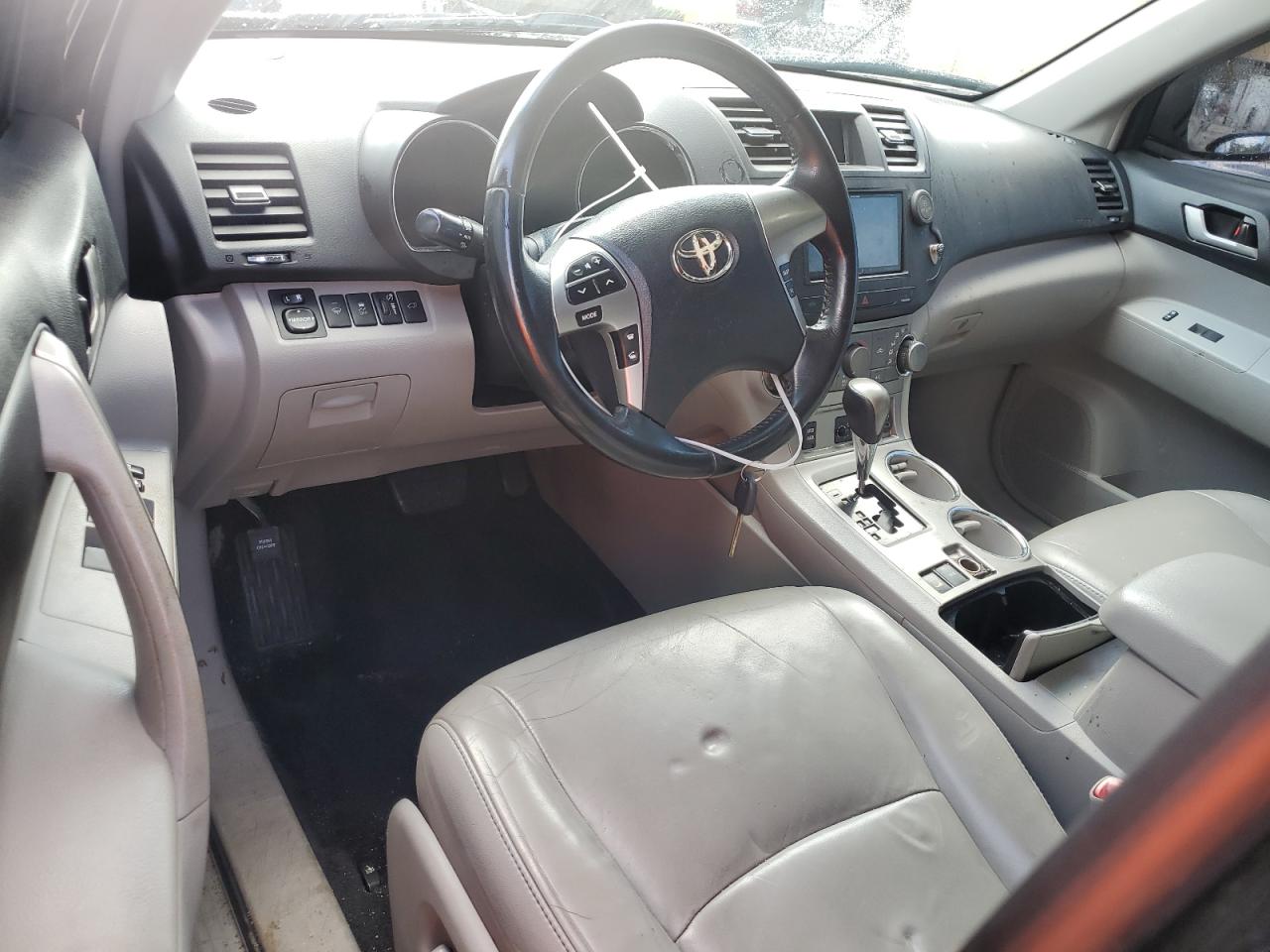 2013 Toyota Highlander Base VIN: 5TDBK3EH0DS177587 Lot: 63181675