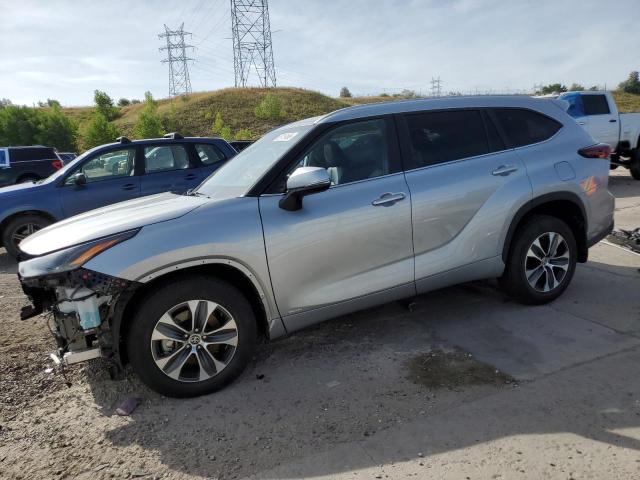 TOYOTA HIGHLANDER 2025