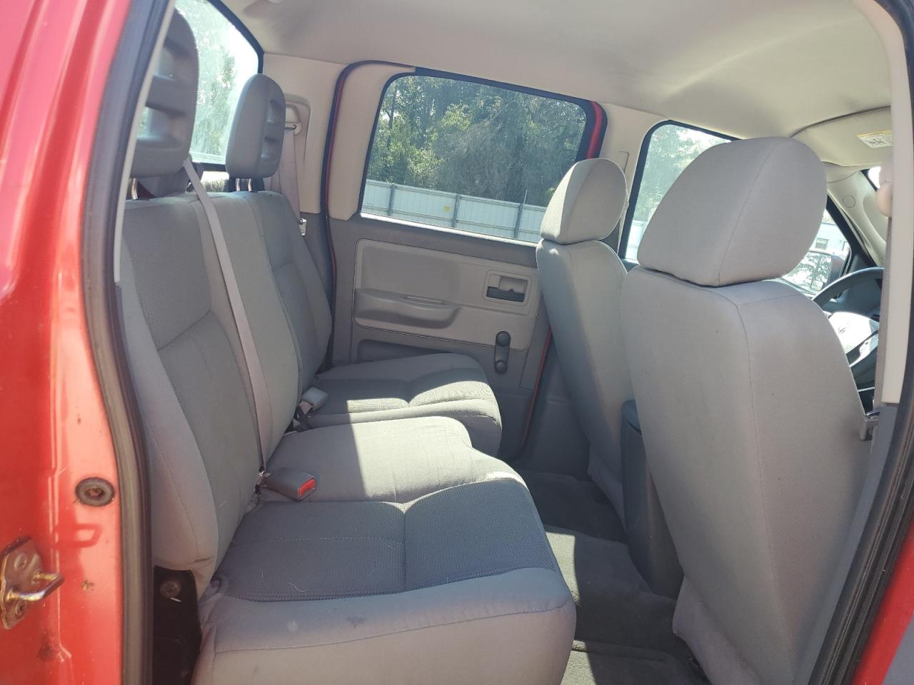 2005 Dodge Dakota Quad VIN: 1D7HE28N15S151284 Lot: 63826155