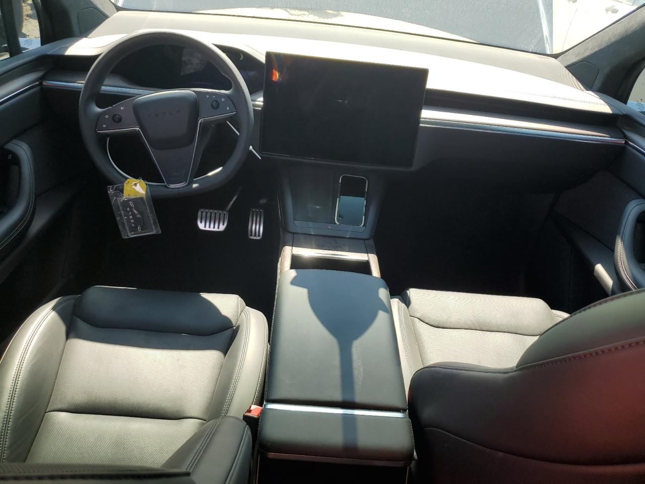 2024 Tesla Model X VIN: 7SAXCBE56RF447200 Lot: 63454505