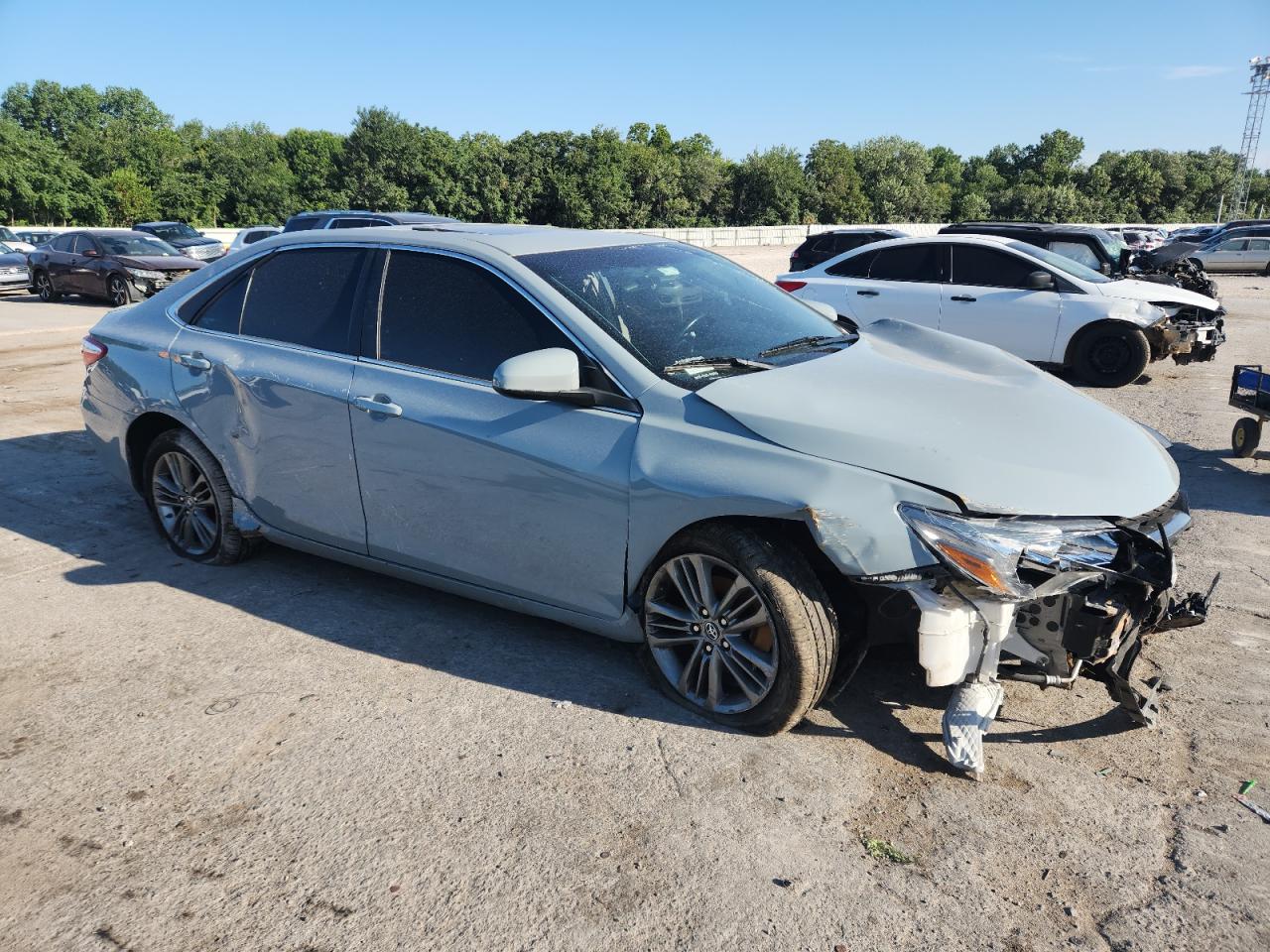 4t1bf1fk2gu207218 4T1BF1FK2GU207218 2016 Toyota Camry Le