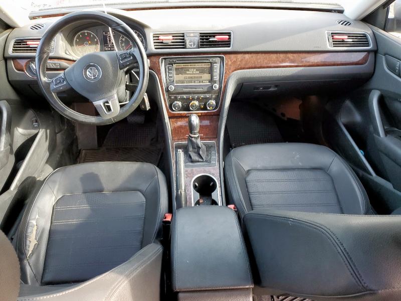  VOLKSWAGEN PASSAT 2013 Srebrny