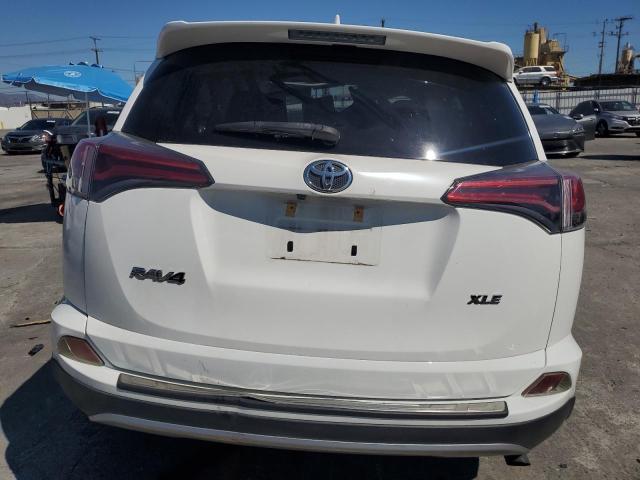  TOYOTA RAV4 2018 White