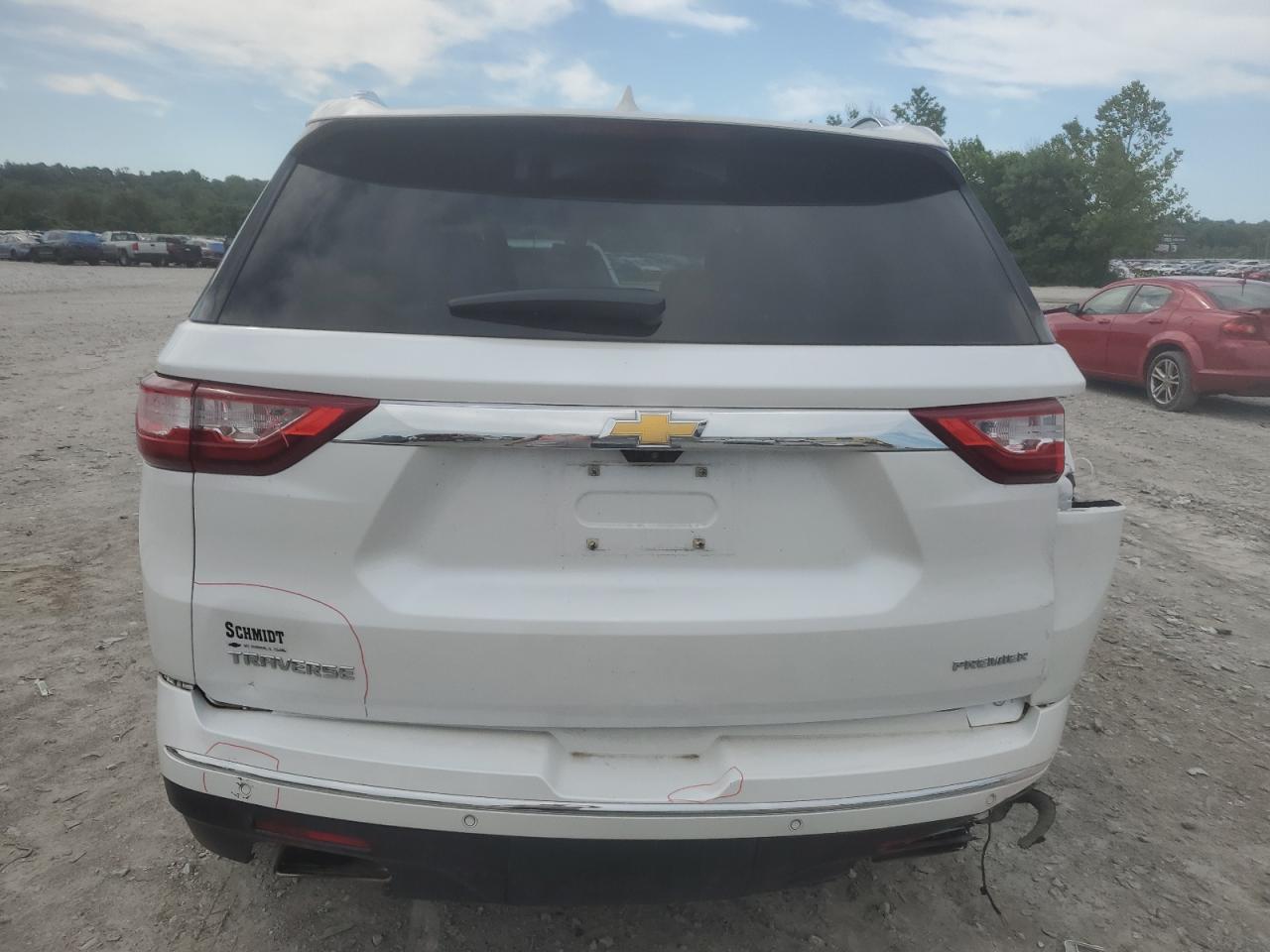 2019 Chevrolet Traverse Premier VIN: 1GNERKKW1KJ166573 Lot: 64224445