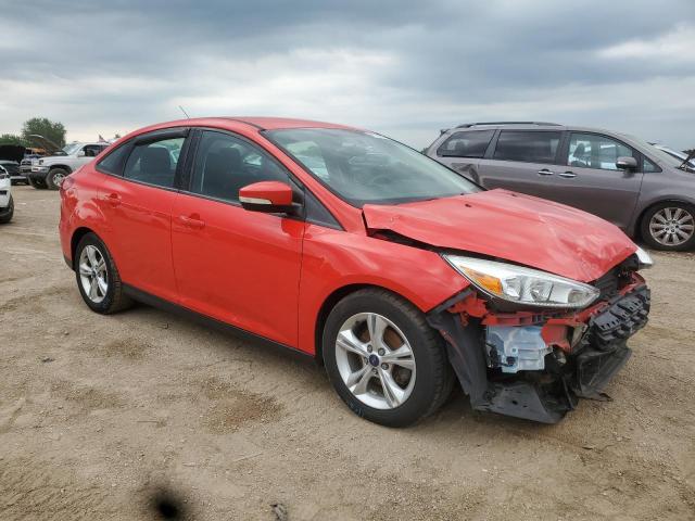  FORD FOCUS 2015 Czerwony