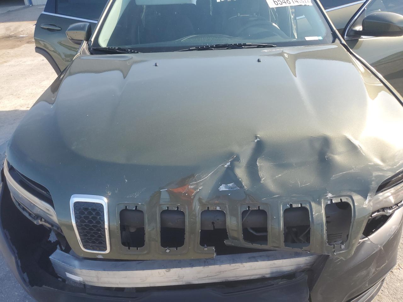 2019 Jeep Cherokee Latitude VIN: 1C4PJLCB2KD411227 Lot: 65481455