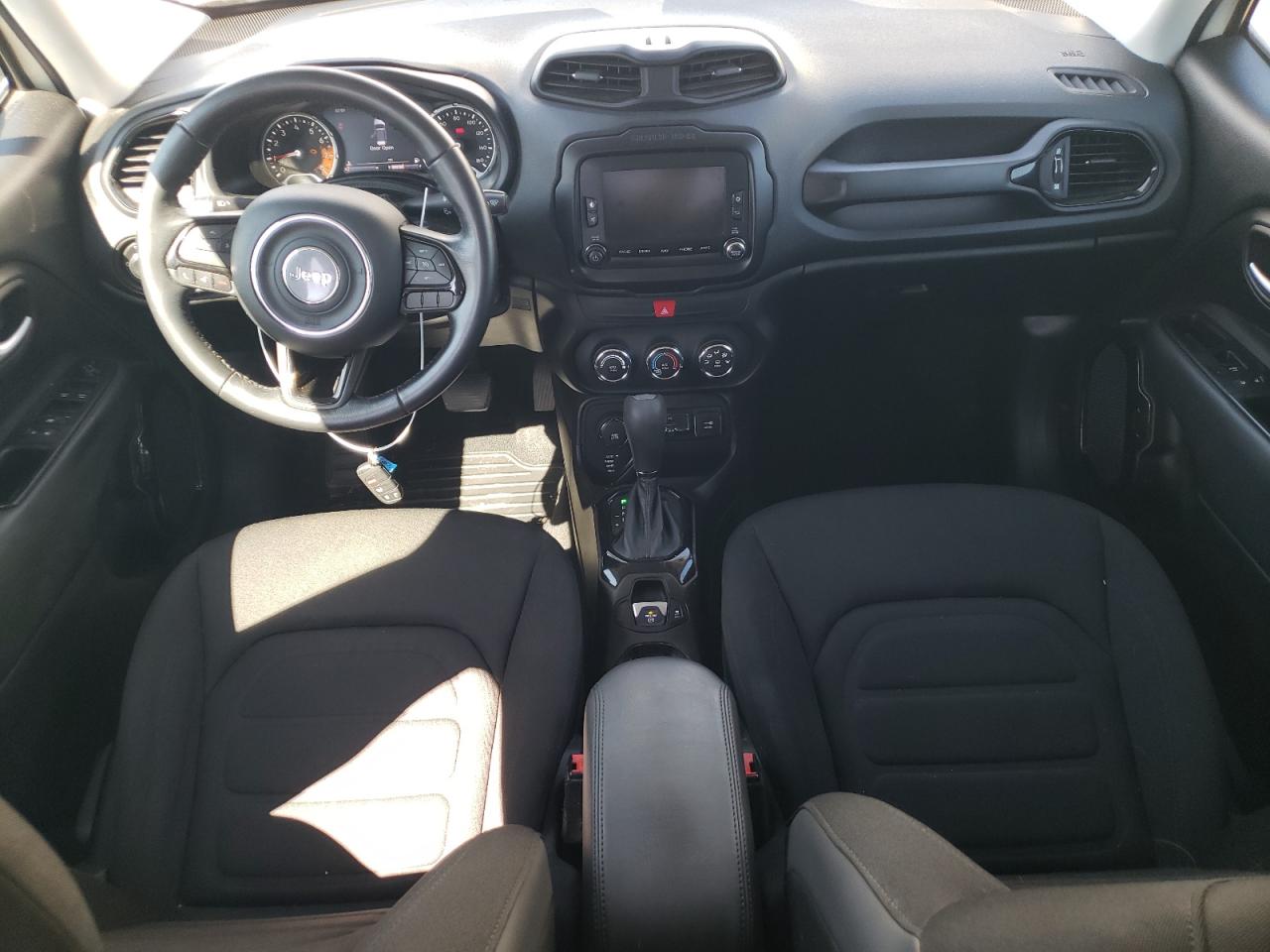 2017 Jeep Renegade Latitude VIN: ZACCJBBB8HPG19021 Lot: 63054775