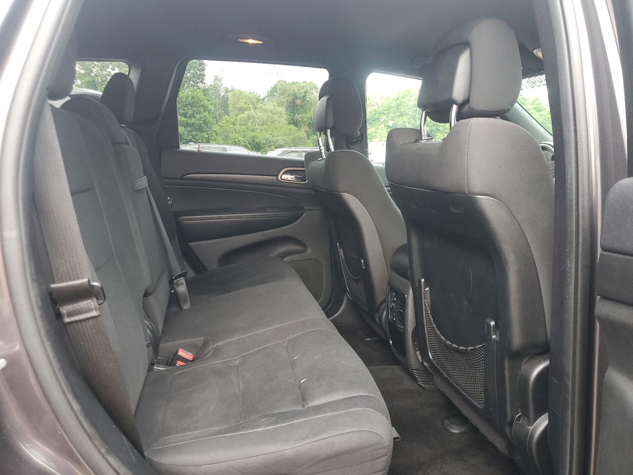 2015 Jeep Grand Cherokee Laredo VIN: 1C4RJFAG1FC864856 Lot: 65399675