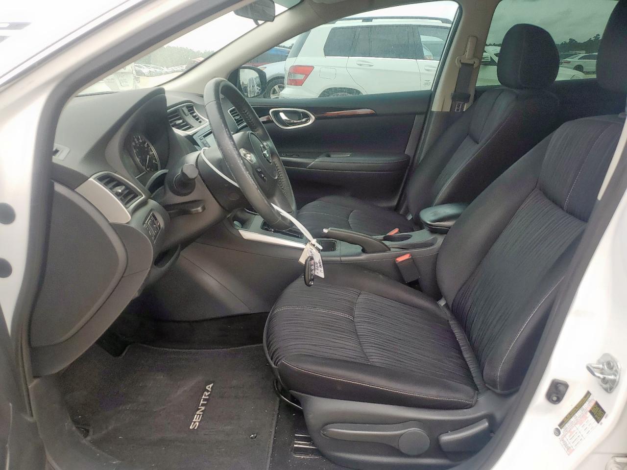 3n1ab7ap2hy215421 3N1AB7AP2HY215421 2017 Nissan Sentra S