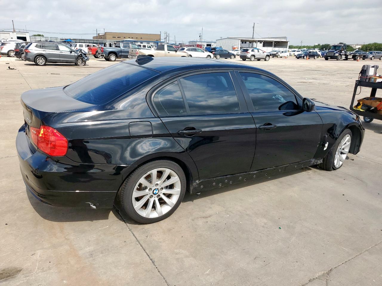 2011 BMW 328 I VIN: WBAPH7G52BNM56411 Lot: 63642085