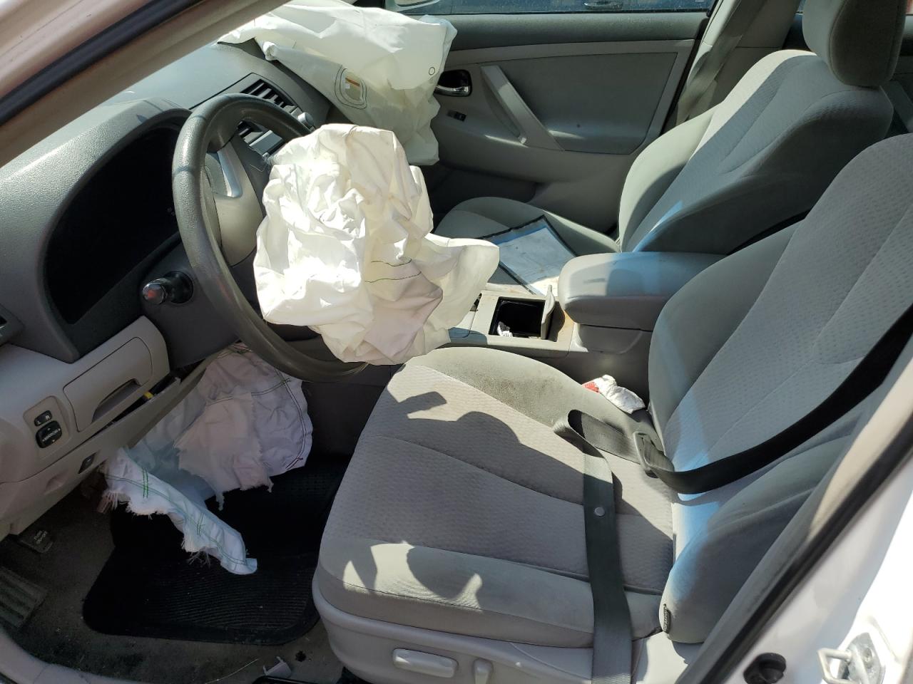 2010 Toyota Camry Base VIN: 4T1BF3EK4AU569099 Lot: 63990105