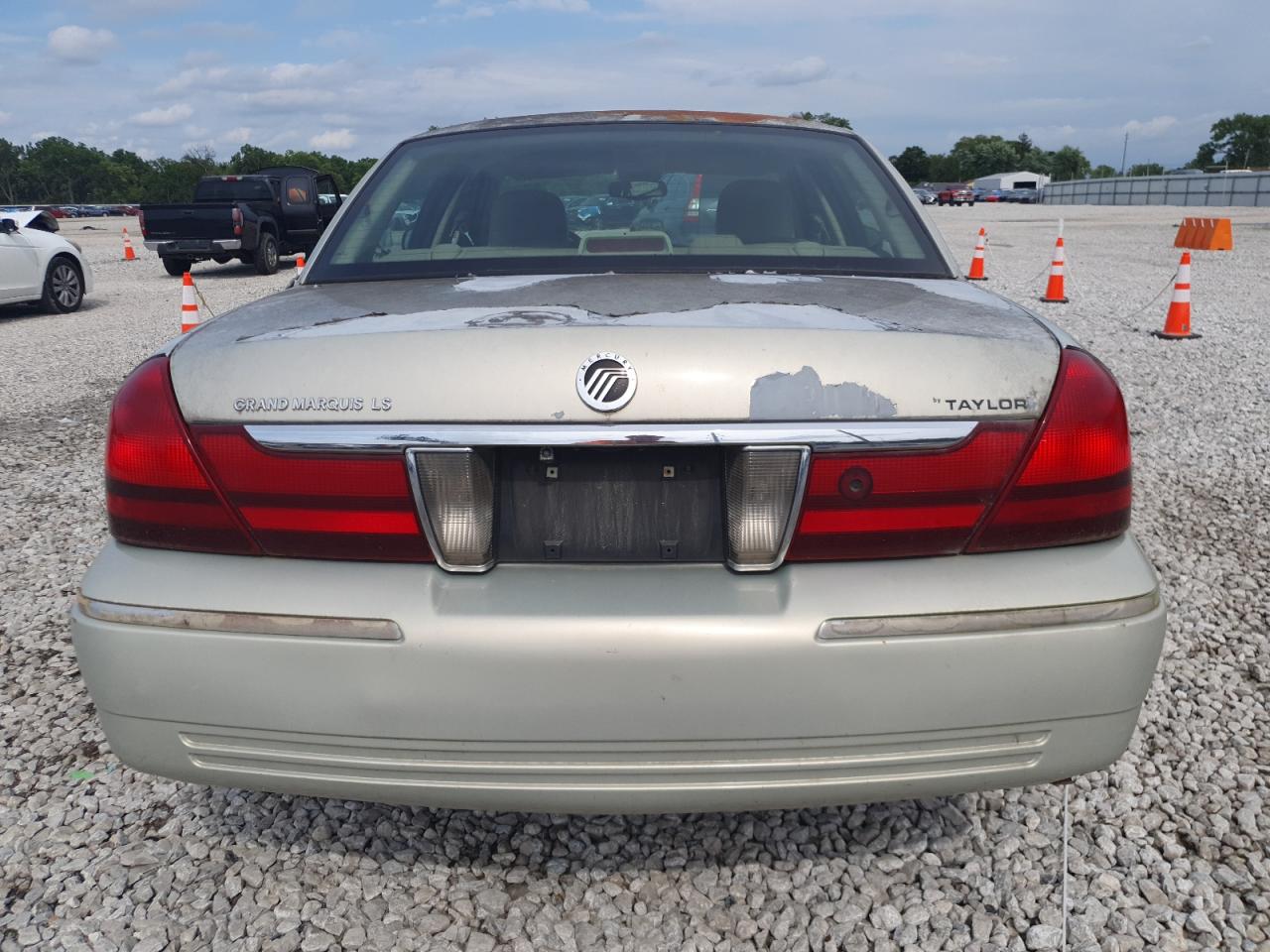 2004 Mercury Grand Marquis Ls VIN: 2MEFM75W54X696302 Lot: 65402805