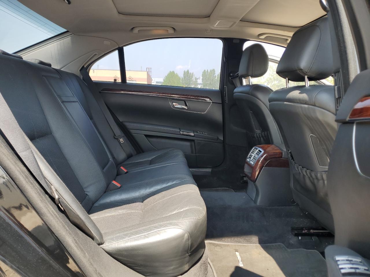 2007 Mercedes-Benz S 550 VIN: WDDNG71X37A072438 Lot: 62930645