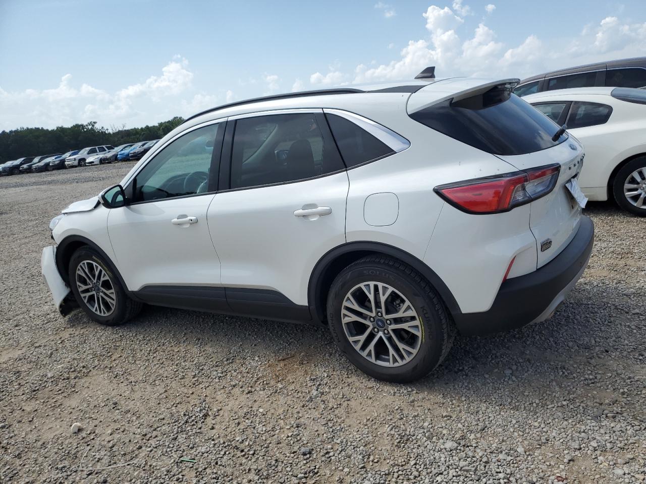 VIN: 1FMCU0H65MUA32107 2021 FORD ESCAPE