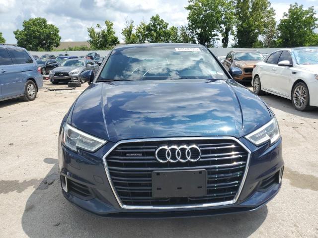  AUDI A3 2018 Синий