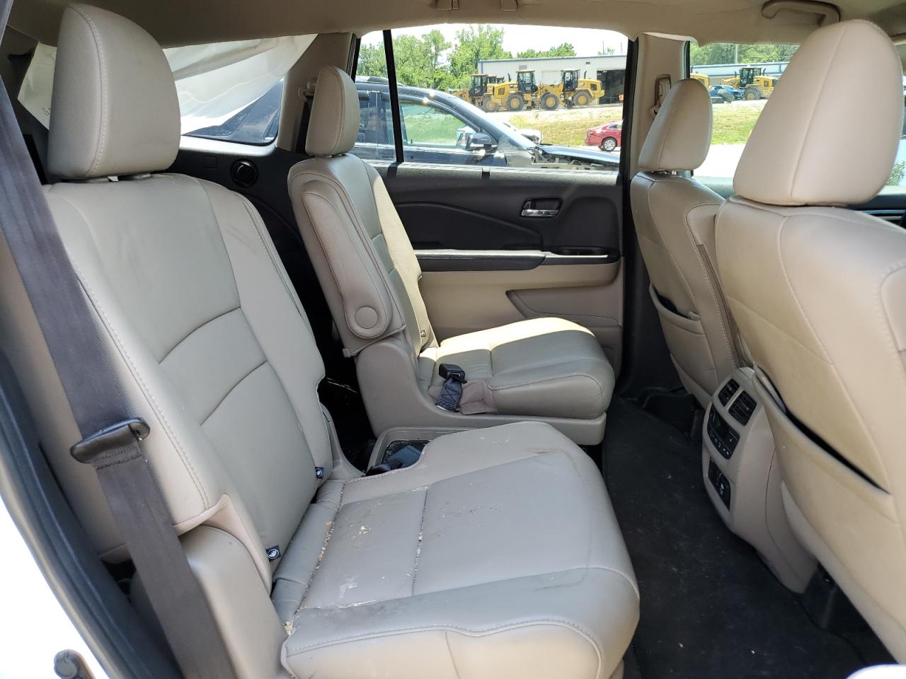 2019 Honda Pilot Touring VIN: 5FNYF6H68KB074204 Lot: 63221895