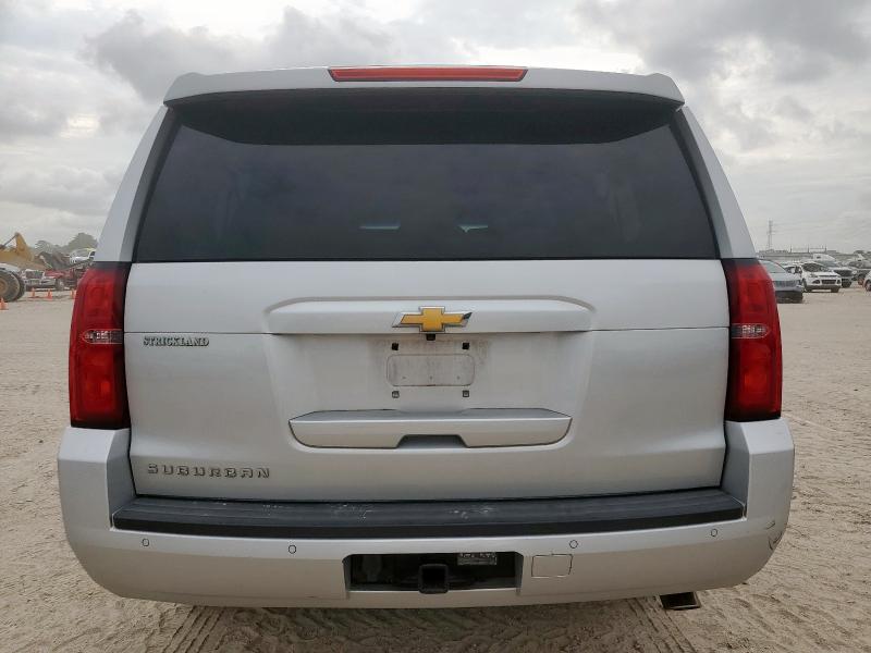  CHEVROLET SUBURBAN 2016 Srebrny