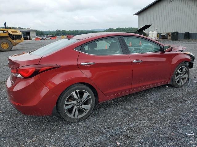  HYUNDAI ELANTRA 2015 Красный