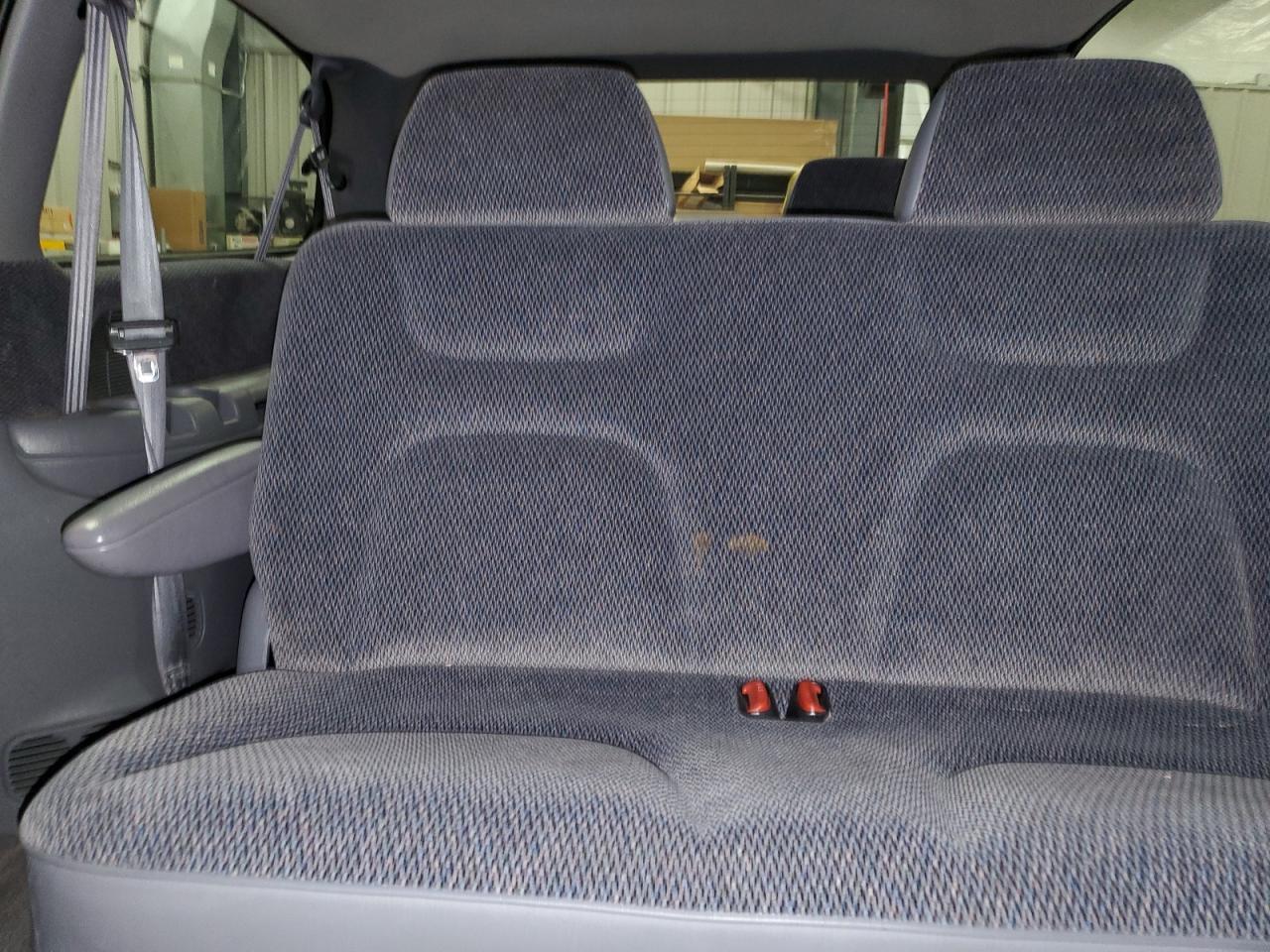 1996 Dodge Grand Caravan Se VIN: 2B4GP44R9TR521252 Lot: 63252675