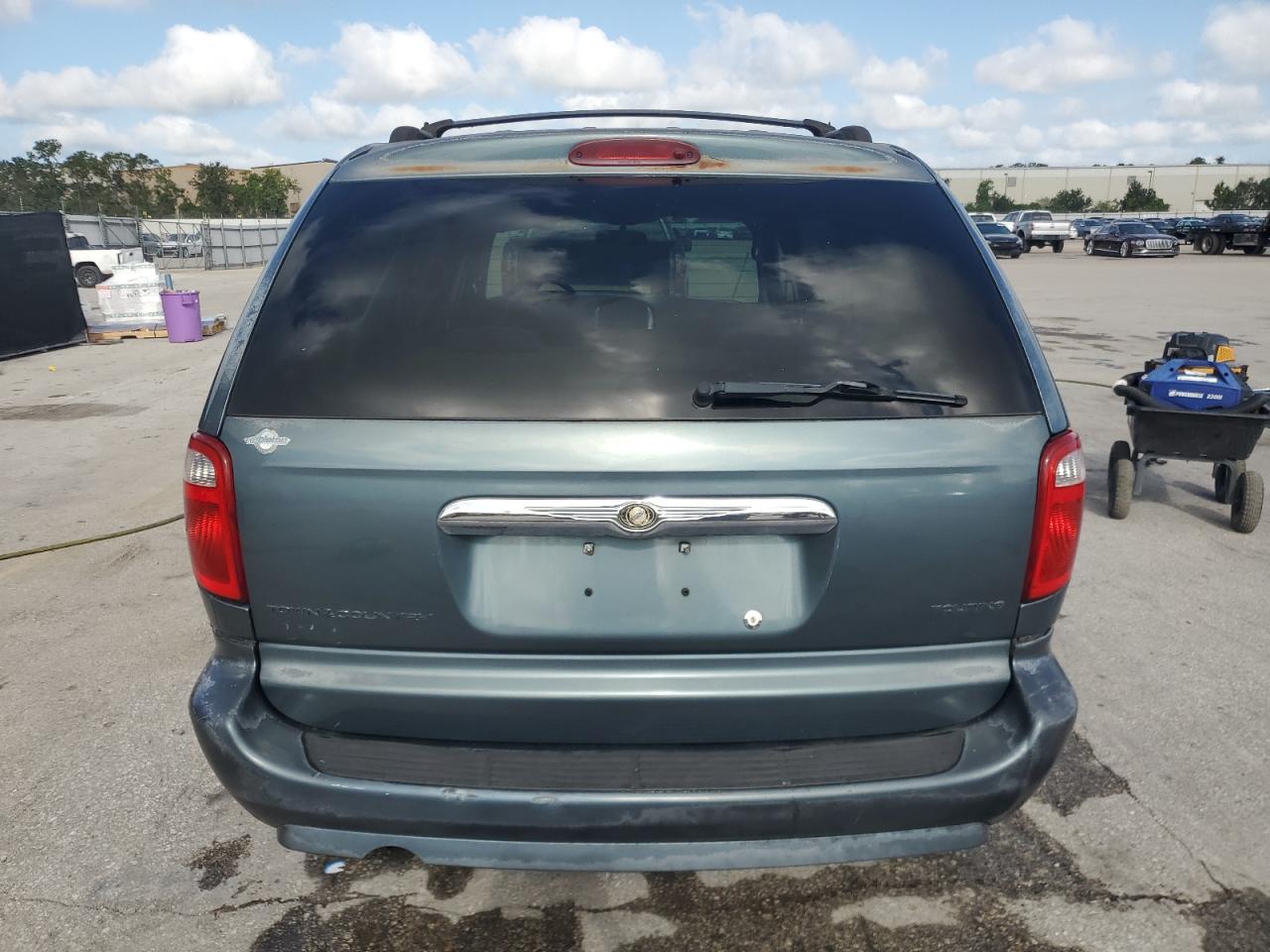 2007 Chrysler Town & Country Touring VIN: 2A4GP54L77R184715 Lot: 65244295