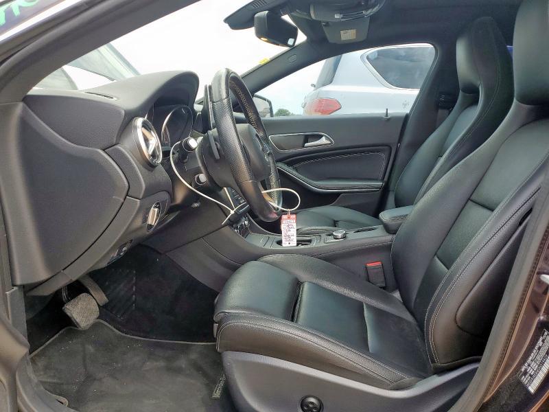  MERCEDES-BENZ CLA-CLASS 2016 Burgundy