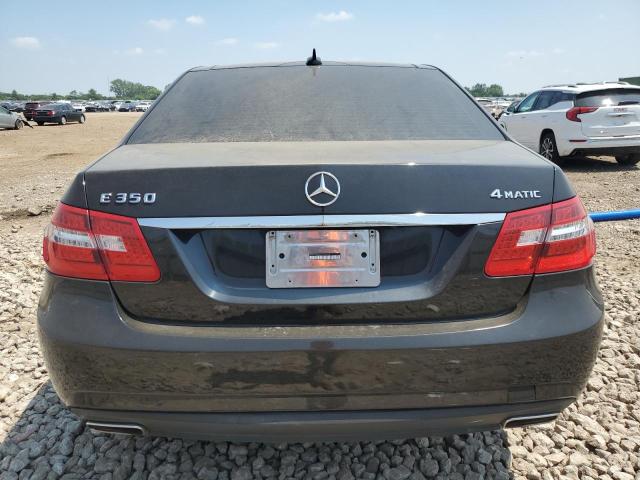 Sedans MERCEDES-BENZ E-CLASS 2013 Czarny