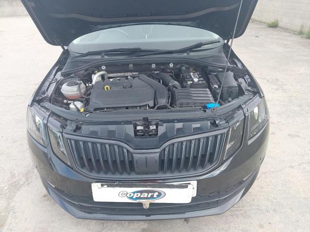 2019 SKODA OCTAVIA SE