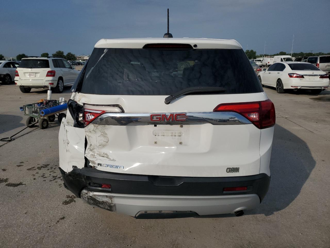 1gkknklaxjz237736 1GKKNKLAXJZ237736 2018 GMC Acadia Sle