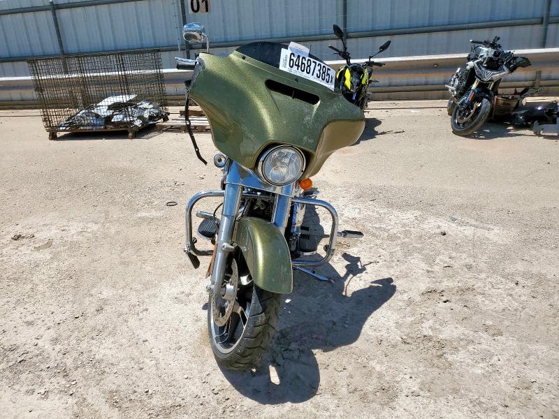  HARLEY-DAVIDSON FL 2016 Зелений