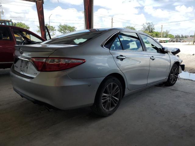  TOYOTA CAMRY 2016 Silver