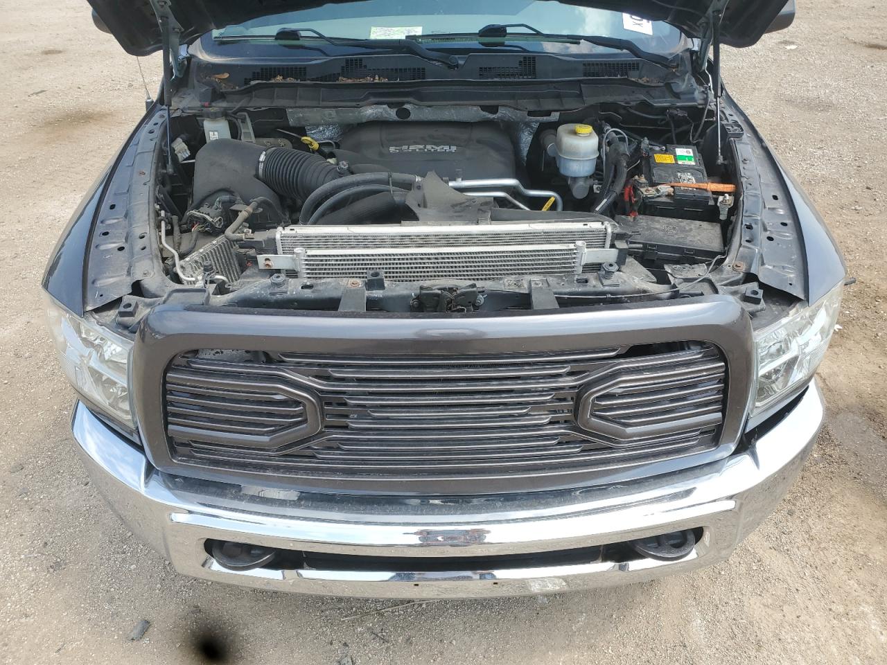 2018 Ram 3500 St VIN: 3C63R3AJ1JG132166 Lot: 65060565