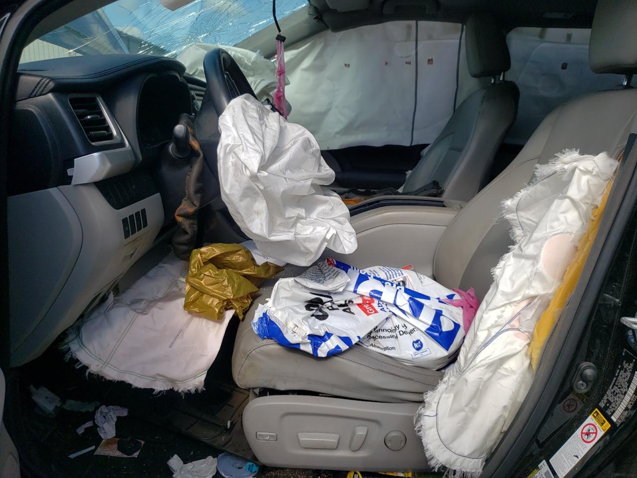 2014 Toyota Highlander Xle VIN: 5TDKKRFHXES014867 Lot: 64774695