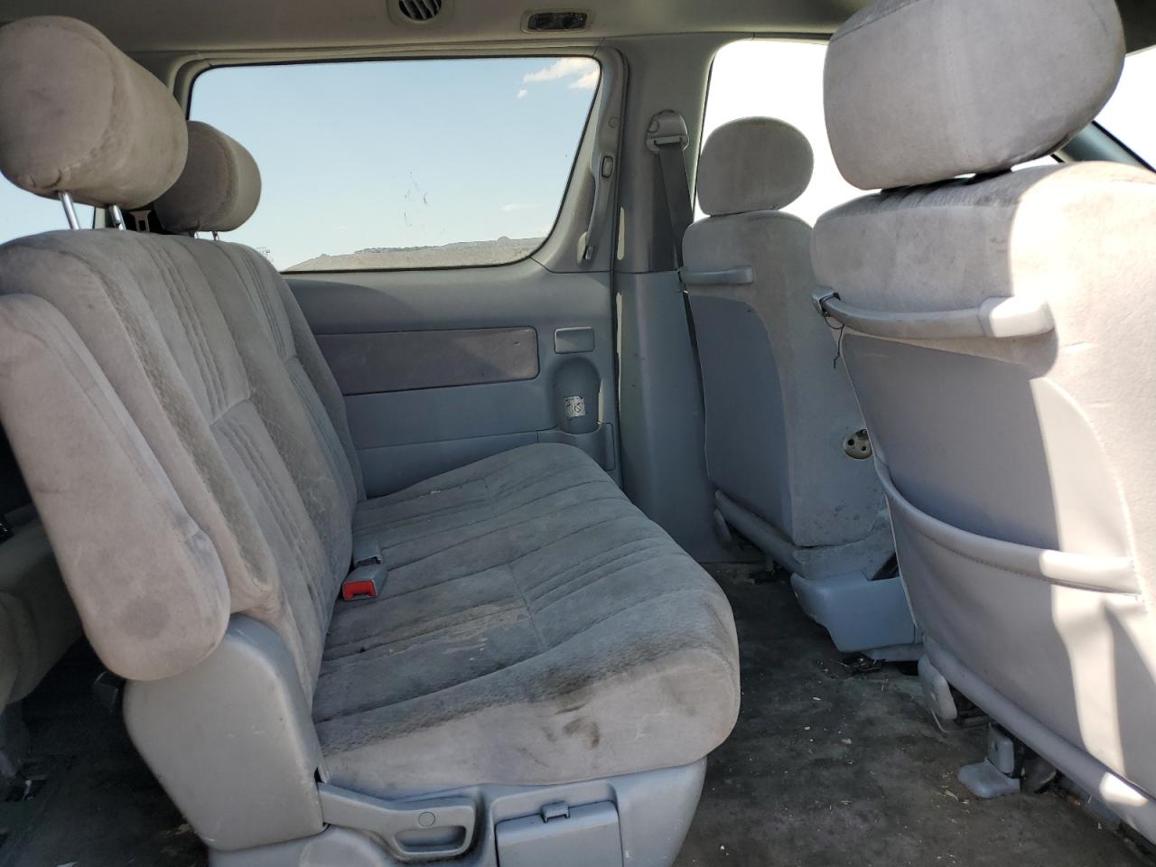 2002 Toyota Sienna Ce VIN: 4T3ZF19C52U490894 Lot: 66648935