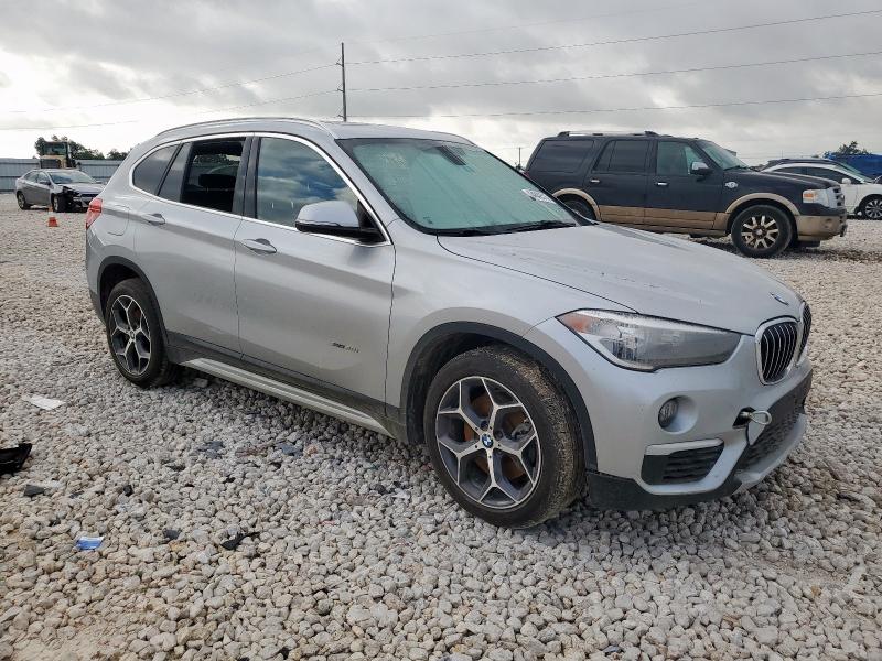  BMW X1 2018 Серебристый