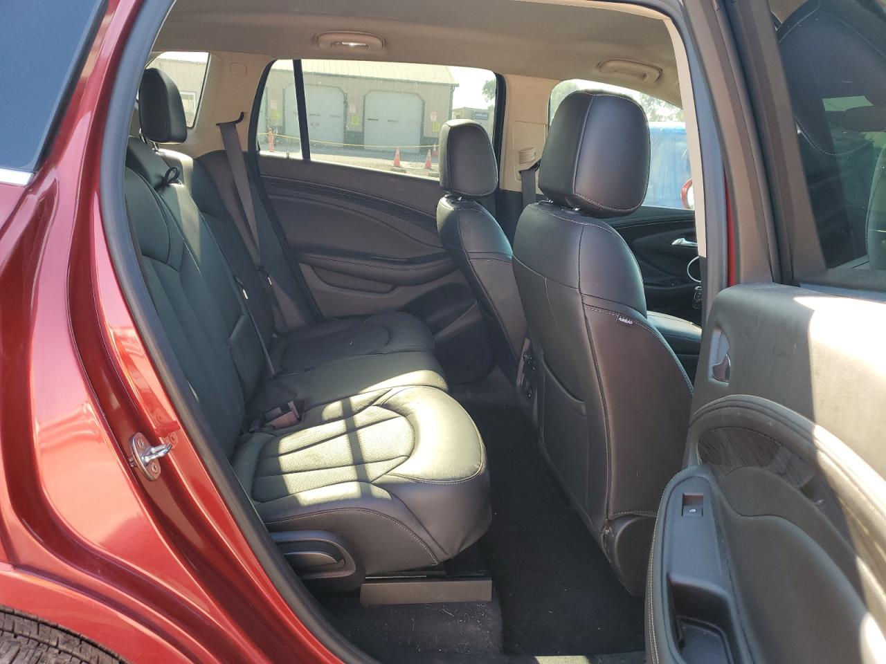 2018 Buick Envision Essence VIN: LRBFX2SA9JD009831 Lot: 63020185
