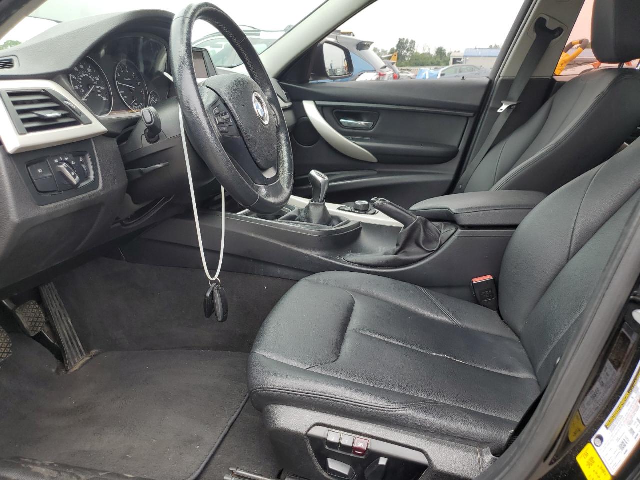 2015 BMW 320 I VIN: WBA3B1G56FNN91345 Lot: 64403085