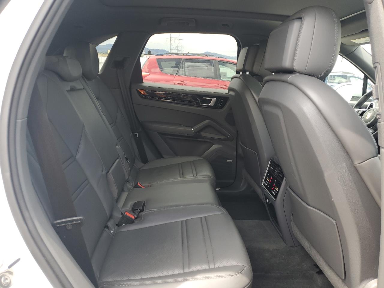 2019 Porsche Cayenne S VIN: WP1AB2AY9KDA61873 Lot: 63791165